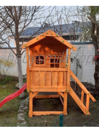 Деревянный домик с горкой и песочницей Spielplatz